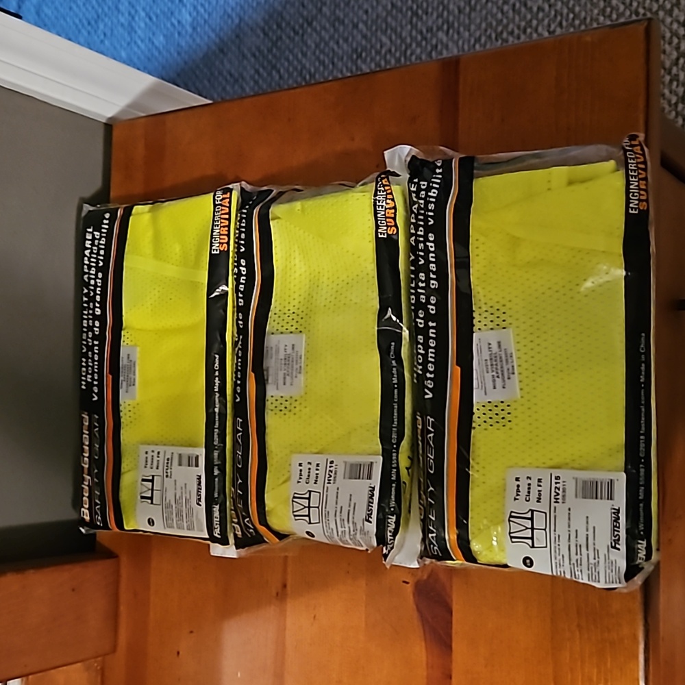 3 High Visibility Vests